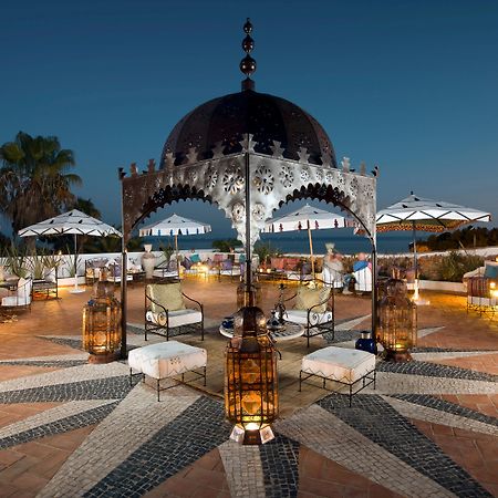 빌라 비타 파크 리조트&스파 Armação de Pêra 외부 사진 The main square of the resort