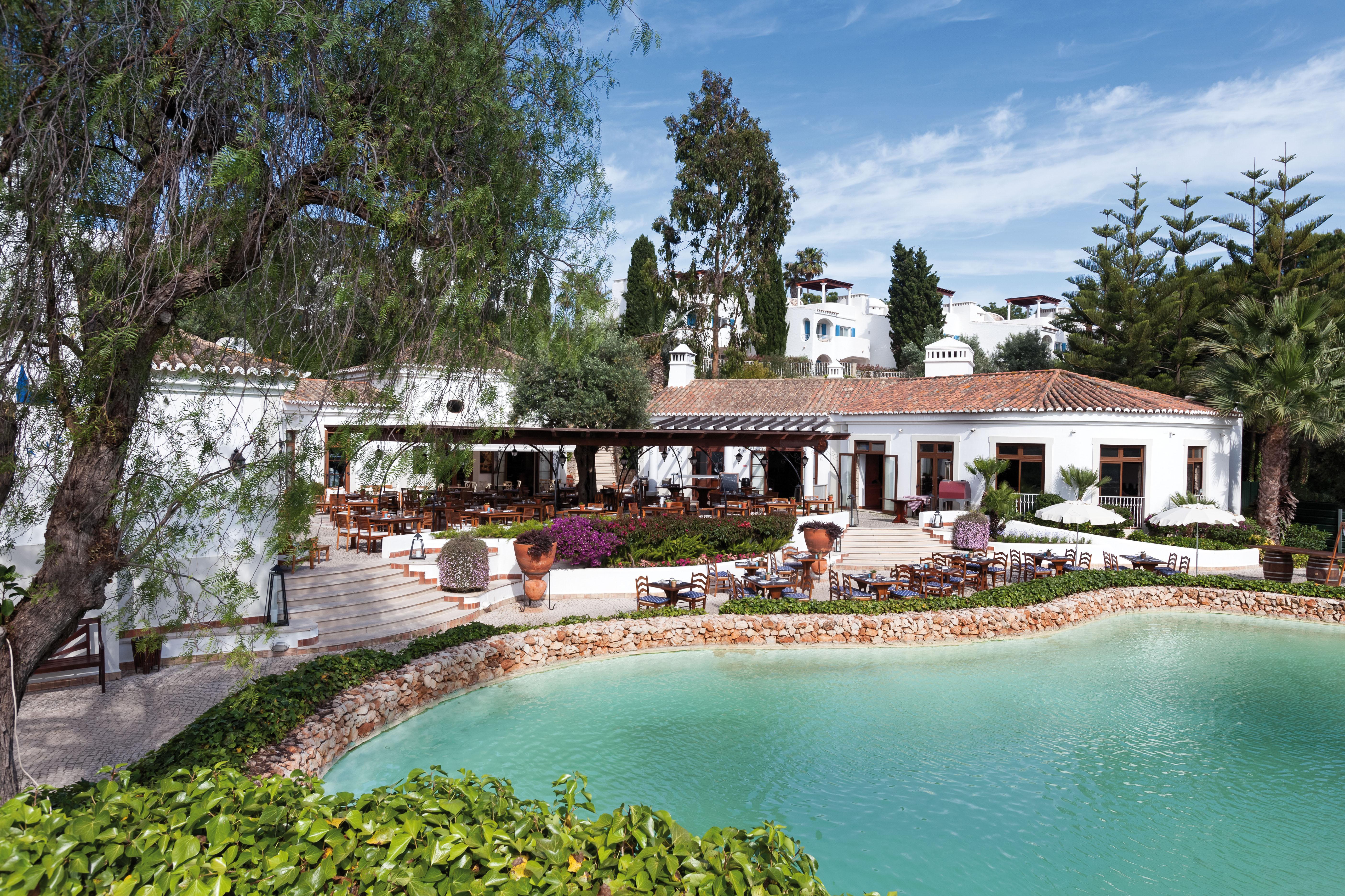 빌라 비타 파크 리조트&스파 Armação de Pêra 외부 사진 The hotel's pool