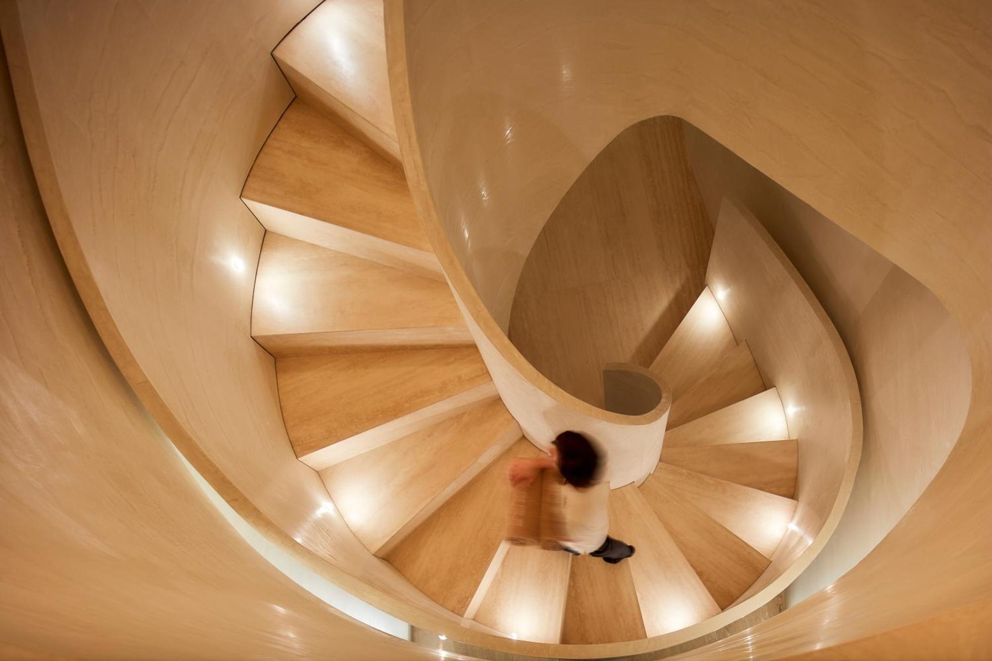 빌라 비타 파크 리조트&스파 Armação de Pêra 외부 사진 Spiral staircase