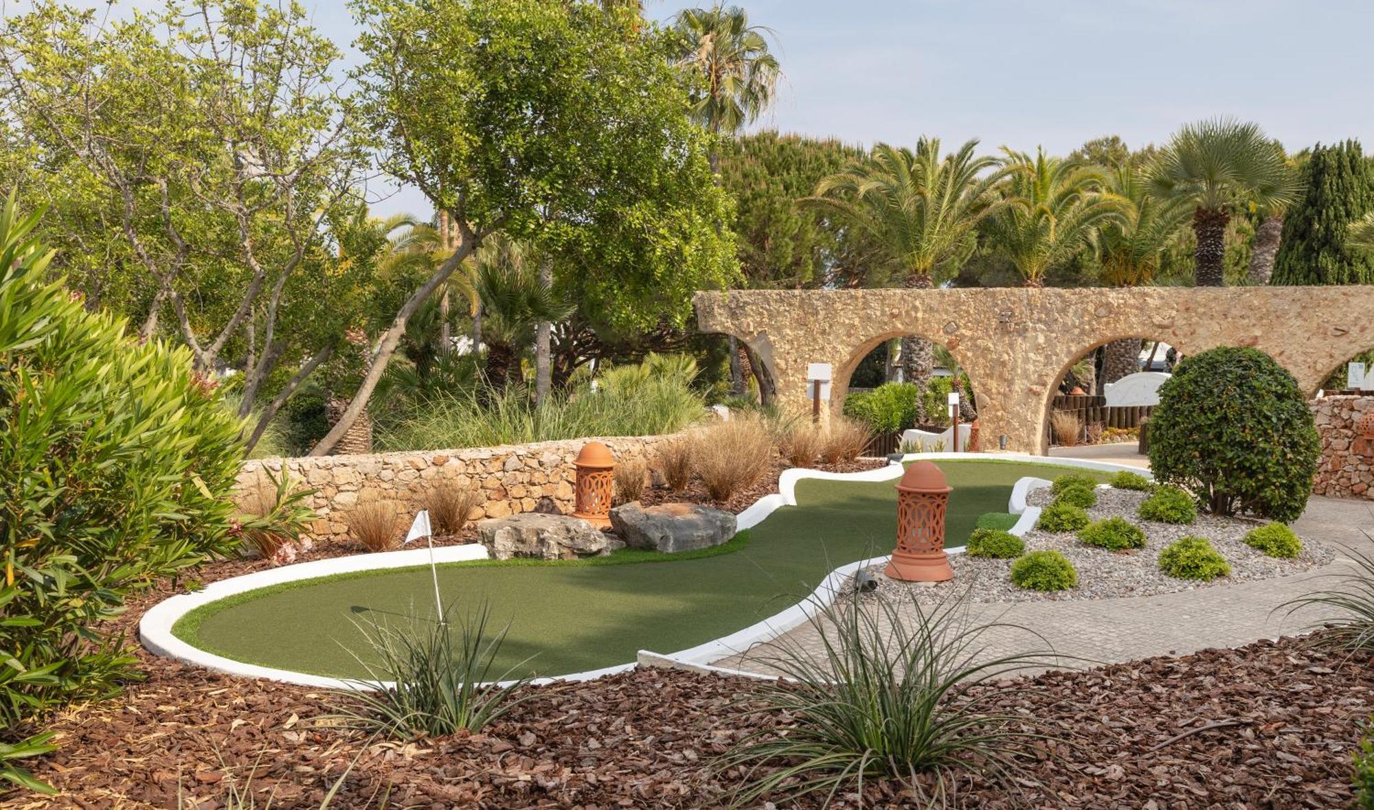빌라 비타 파크 리조트&스파 Armação de Pêra 외부 사진 Golf course in Portals Nous